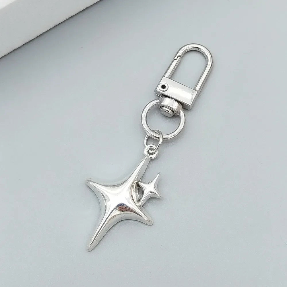 Star & Moon Alloy Keychain Pendant – Creative Four-Pointed Star Key Ring Bag Backpack Charm for Women & Men Jewelry Gift Accessories