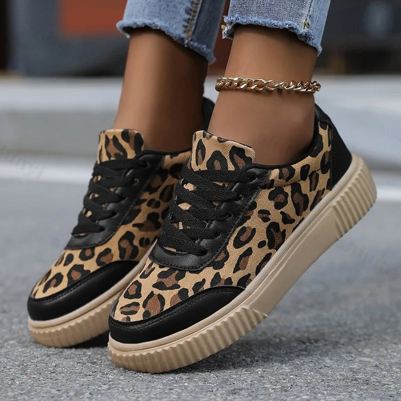 Women’s 2025 Leopard Print Sneakers – Retro Casual Shallow Mouth Chunky Shoes, Comfortable Versatile Spring Footwear