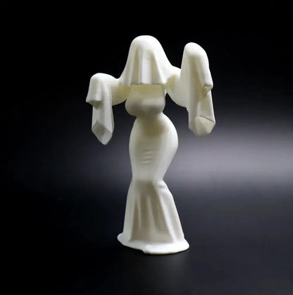 Halloween Ghost Lady Figurine — Veiled Gothic Desktop Ornament for Home Decor & Party Supplies