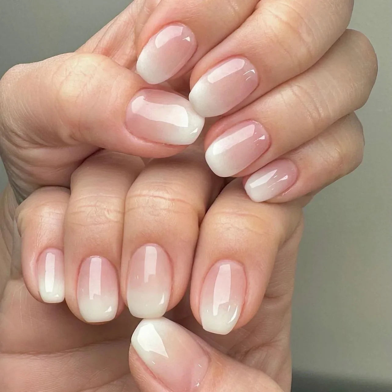 24Pcs Square Press On Nails - Nude White Gradient French False Nail Tips with Full Cover Short Design
