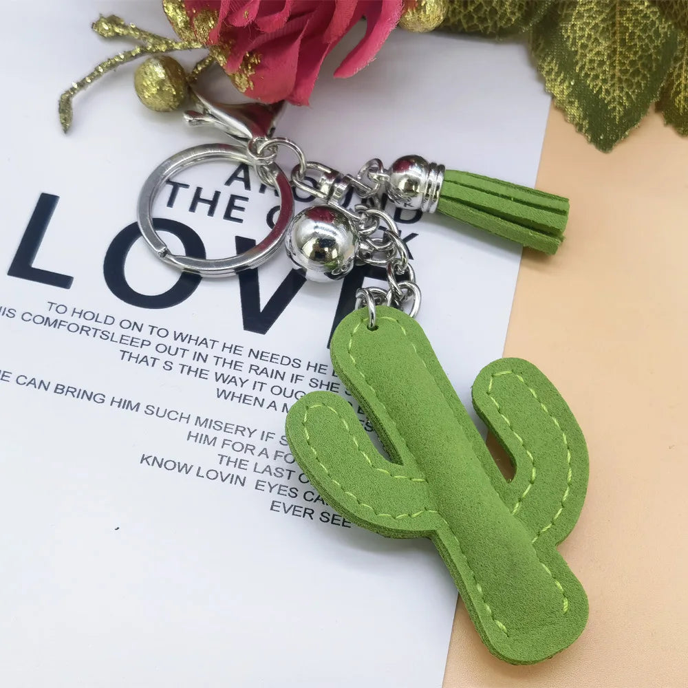 Unisex Cute Cactus Keychain Pendant – Solid Color Kawaii Plant Bag Charm with Fringe, Funny Fashion Accessory for Women & Girls