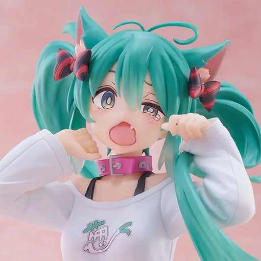 Hatsune Miku 11cm Neko T-Shirt Figure – Cute Anime Desktop Figurine Kawaii Girl Model Toy Gift