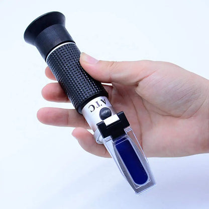 Multipurpose Antifreeze Coolant Refractometer: Ideal for Automobiles, Diesel Exhaust Fluid, Battery Acid, and Windshield Washer Fluid
