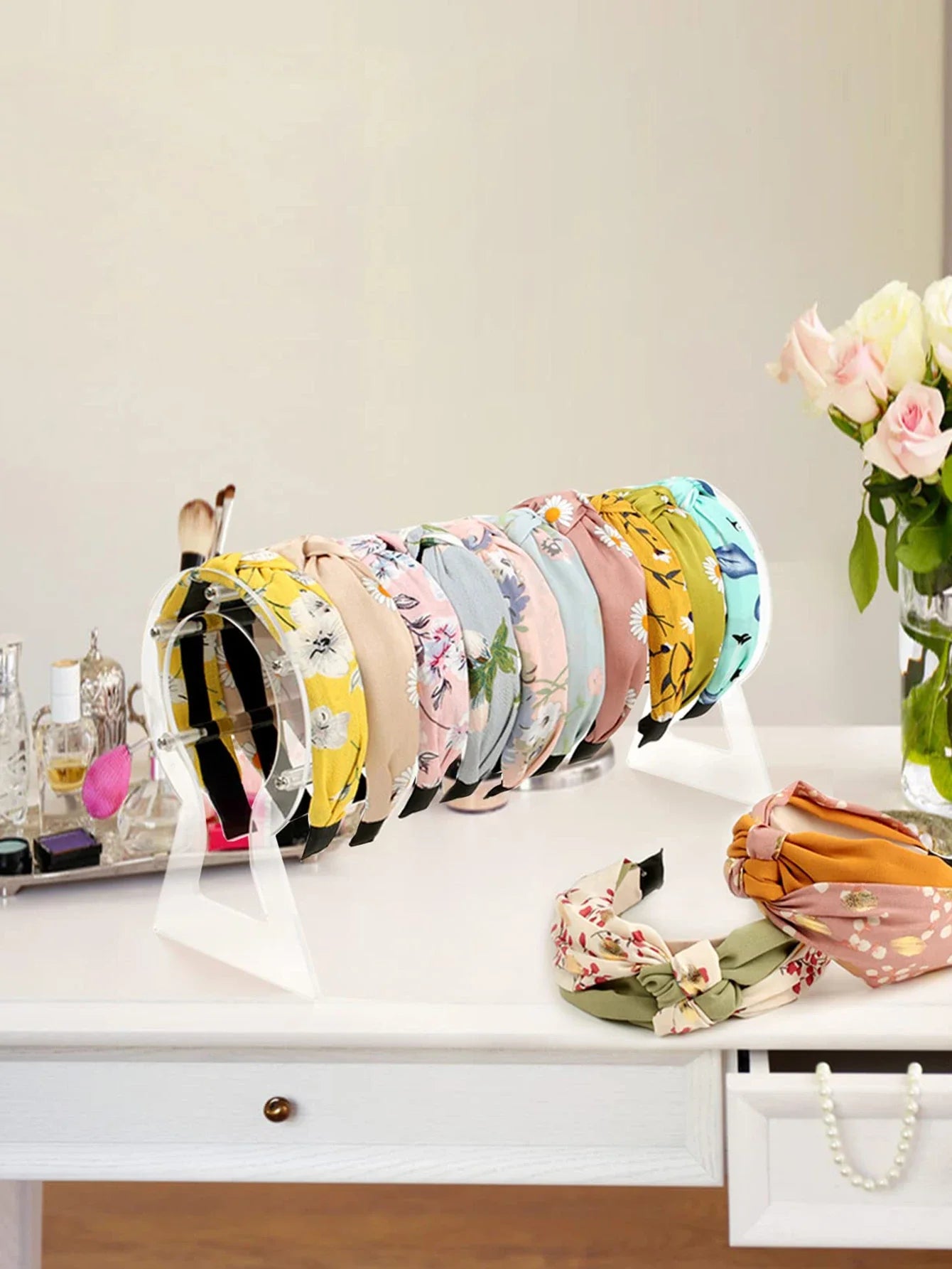 1pc Transparent Acrylic Hollow Hair Hoop Storage Rack: Elegant Box Packaging for Household Hair Accessory Organization