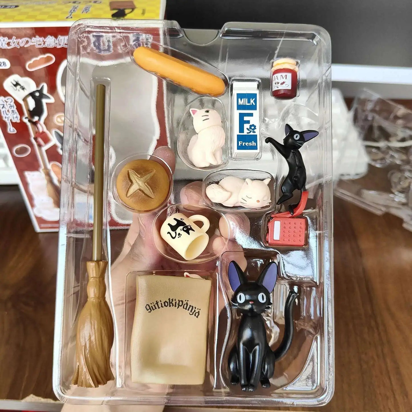 Hayao Miyazaki Totoro Mini Figure – Cute Anime PVC Statue, Kawaii Room Ornament & Kids Christmas Gift