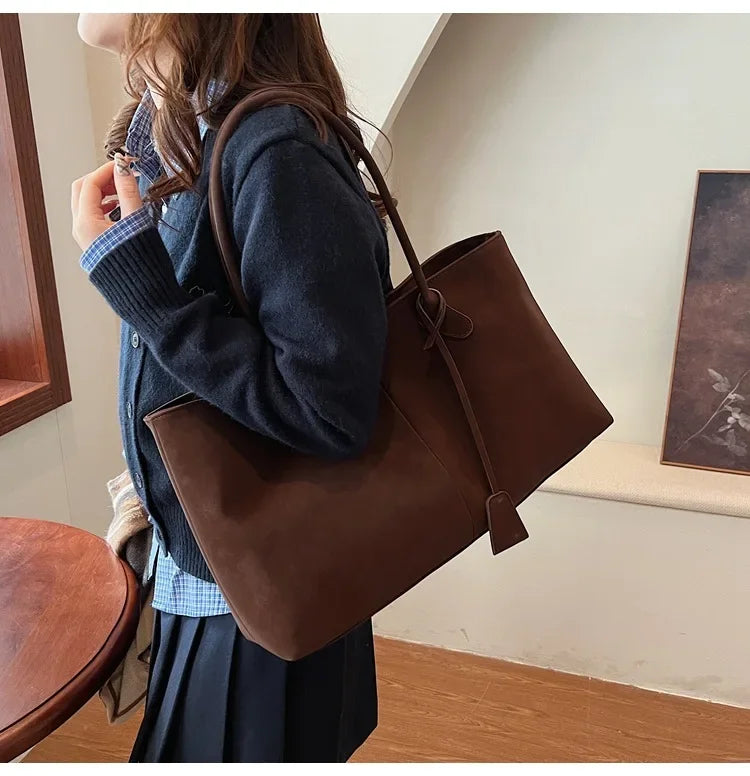 2025 Women’s Faux Suede Handbag – High-Quality, Versatile Large Capacity Shoulder Bag