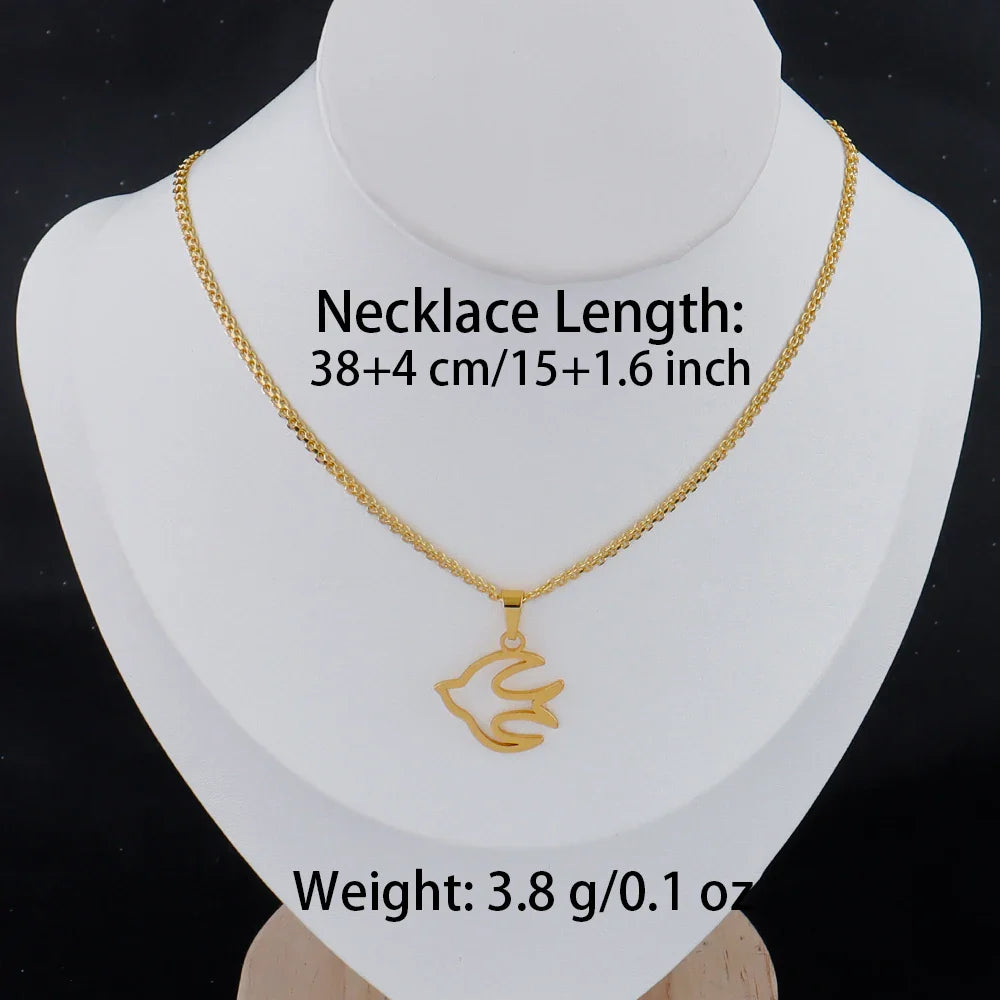 Luxury Gold Stainless Steel Letter Necklace – Minimalist Women’s Jewelry for Daily Wear & Gift