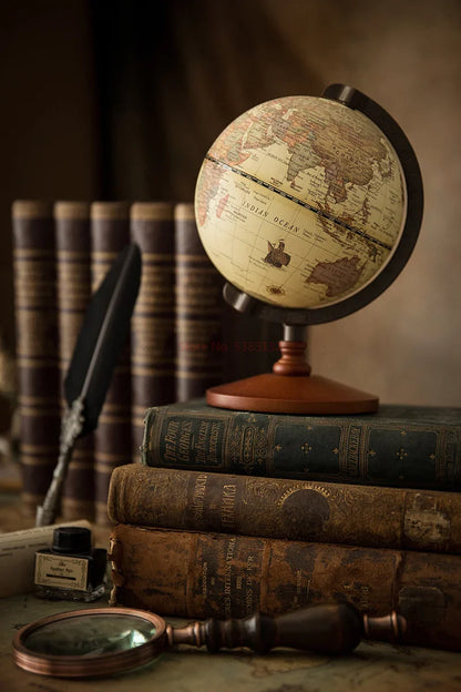 New World Globe – Retro Earth Map with Wooden Base, English Geography Education Desk Decoration