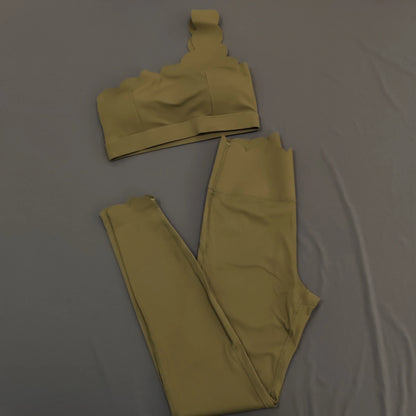 2PCS Women’s Seamless Yoga & Fitness Set – Sports Bra with Leggings & Gym Shorts Workout Outfit