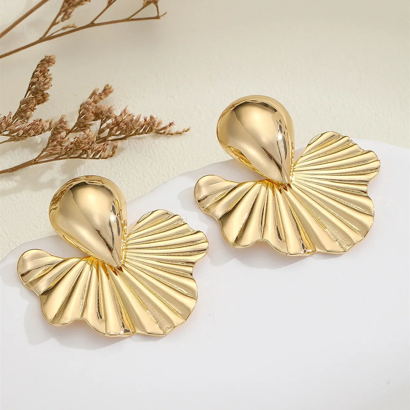 KMVEXO Punk Geometric Stud Earrings – Vintage Apricot Leaf Jewelry for Women 2024