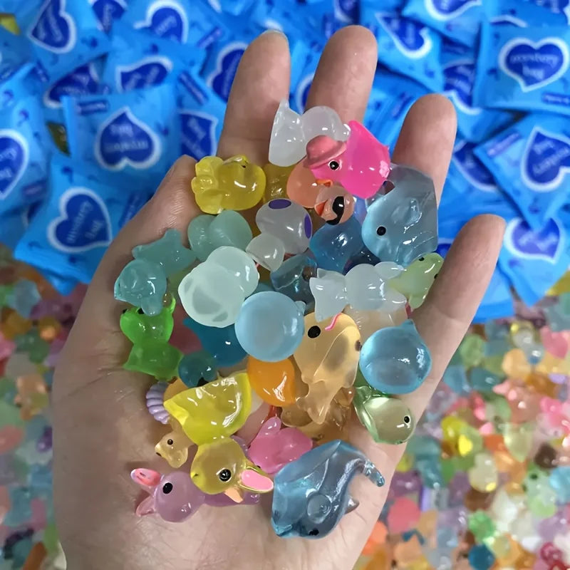 60pcs Glow-in-the-Dark Mini Resin Animals & Mushrooms — Blind Bags for Fairy Garden Decor, Micro Landscape & Birthday Surprise Gifts