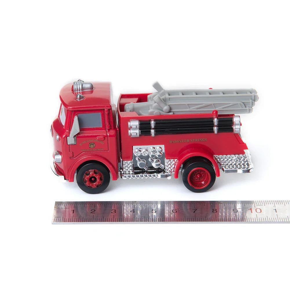Disney Pixar Cars 3 Lightning McQueen & Mater Diecast Cars 1:55 Scale Alloy Model Toy Set – Collectible Kids Gift Vehicles