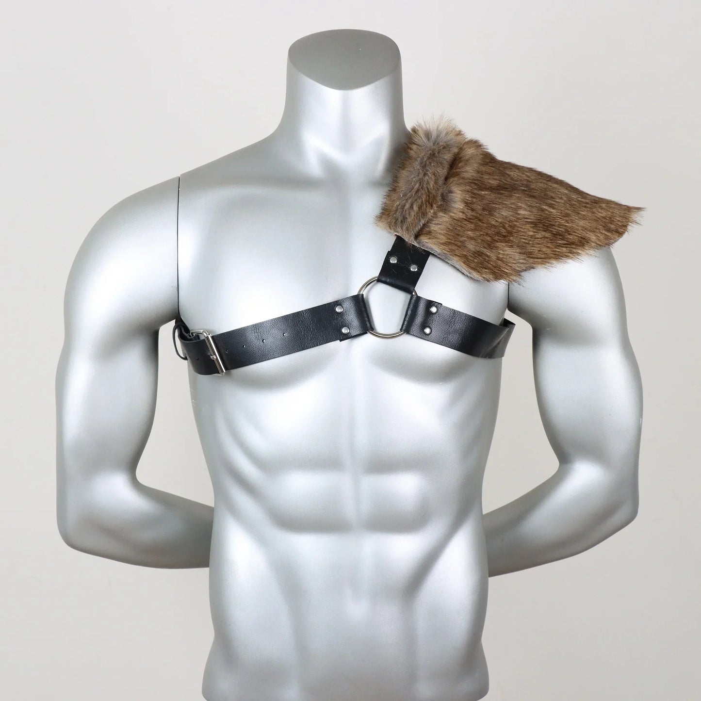 UYEE Men's Medieval Viking Fur Shawl – Barbarian Shoulder Cowl Mantle with Chest Belt & Fur Capelet for Cosplay