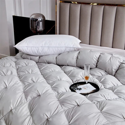 Premium White Goose Down Comforter – Winter Warm Feather Duvet, Lightweight & Cozy, Queen/King Size, Pinch Pleated 3D Design