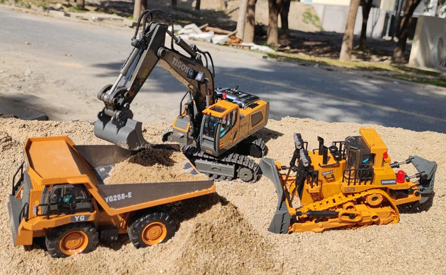 4WD RC Excavator Alloy Dump Truck Bulldozer | Remote Control Construction Vehicle Toy for Kids