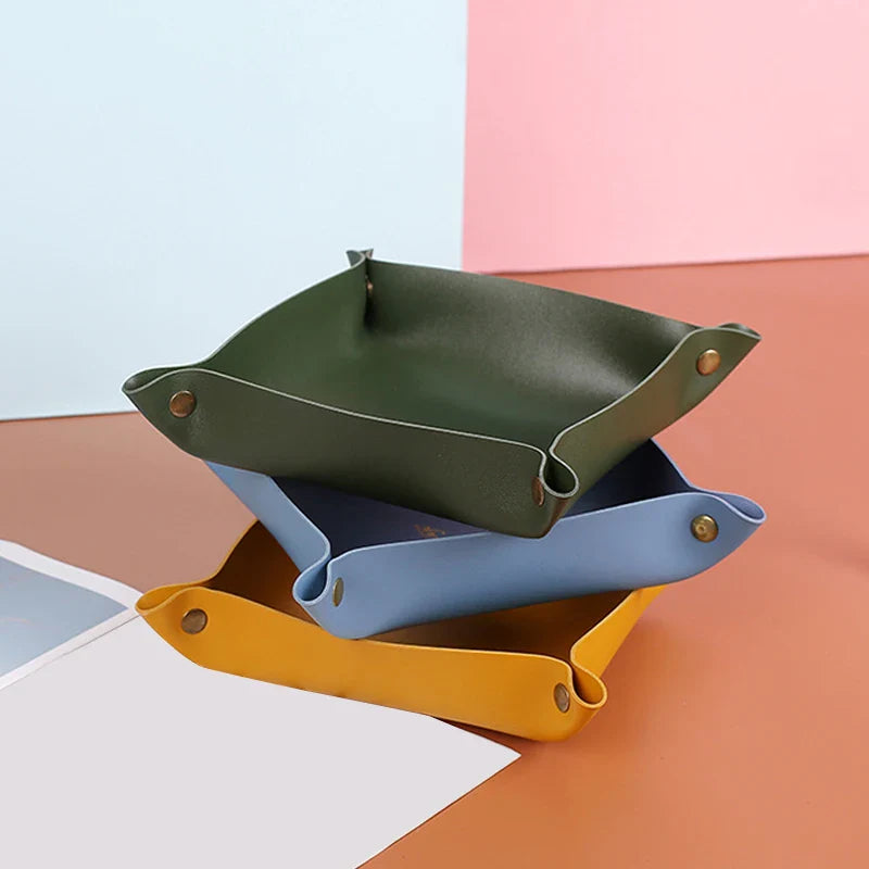 Cute Cat-Shaped Leather Storage Tray - DIY Folding Tray for Dice, Coins, Jewelry, Keys, and Makeup, Desktop Household Organizer Case