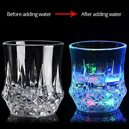Colorful Glowing Inductive Pineapple Cup - Pour Water and It Lights Up, KTV Bar Color Changing Beer Cup (1pc)