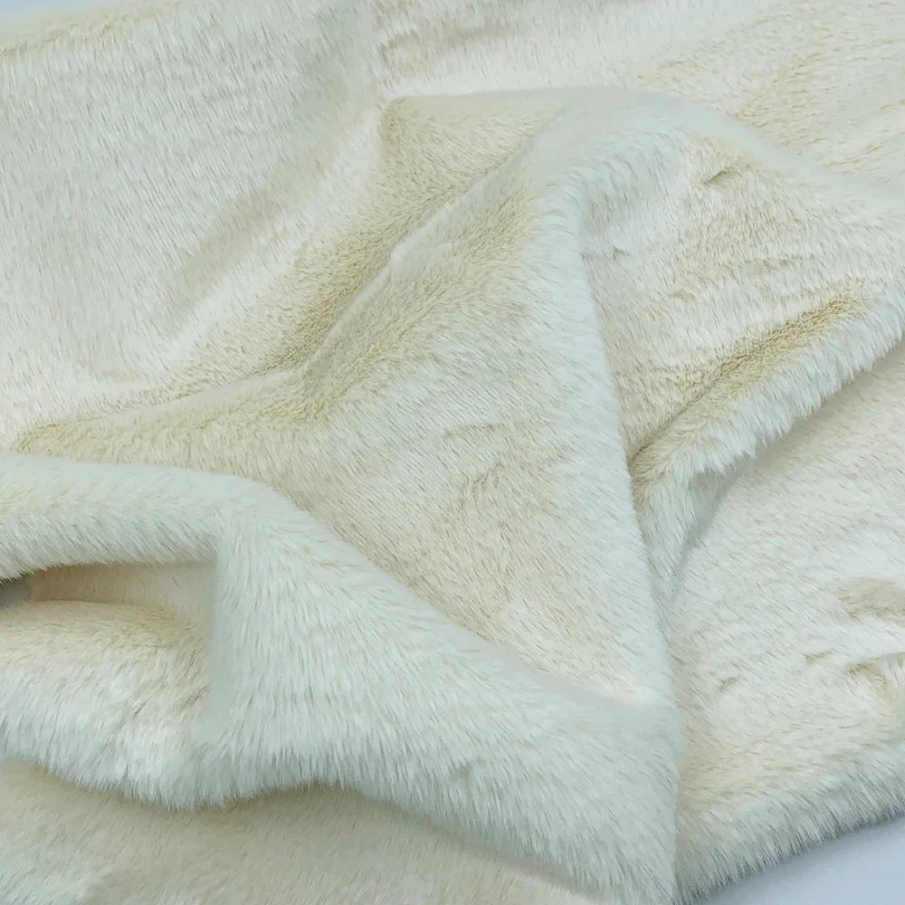 Sewbato Super Soft Artificial Rabbit Fur Fabric – 50x50cm Plush DIY Garment & Craft Material