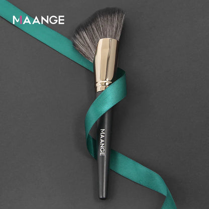 MAANGE Angled Blush & Bronzer Brush – Dense Premium Makeup Brush for Face Contouring & Highlighting, Ideal for Creams & Powders