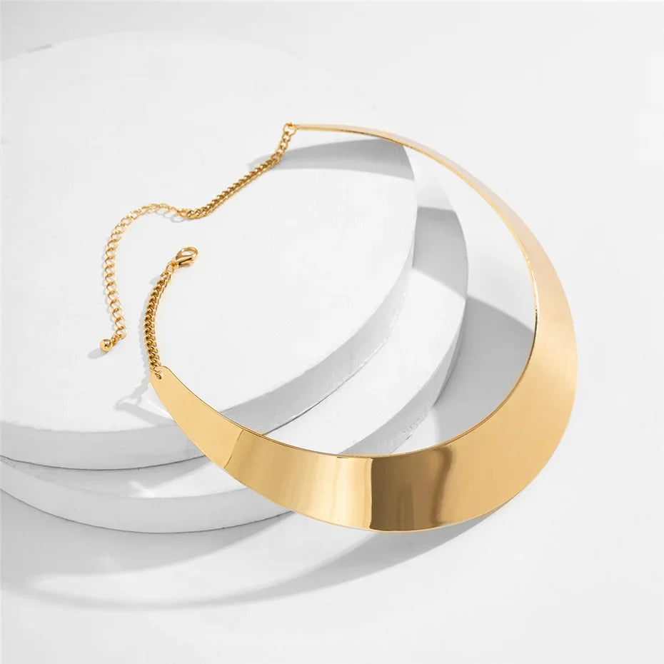 Exaggerated Chunky Metal Wire Choker Necklace – Gold Punk Collar, Wide Smooth Chain, Steampunk Jewelry for Women