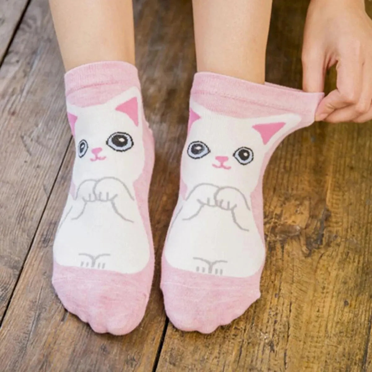 5 Pairs Women's Cute Cartoon Cat Ankle Socks - Breathable & Stylish for Everyday Wear