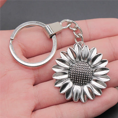 New Fashion Men 30mm Metal Alloy Keychain with Vintage Heart, Flower, Rose, Sunflower & Tree Pendant DIY Keyring Holder Chain Accessory