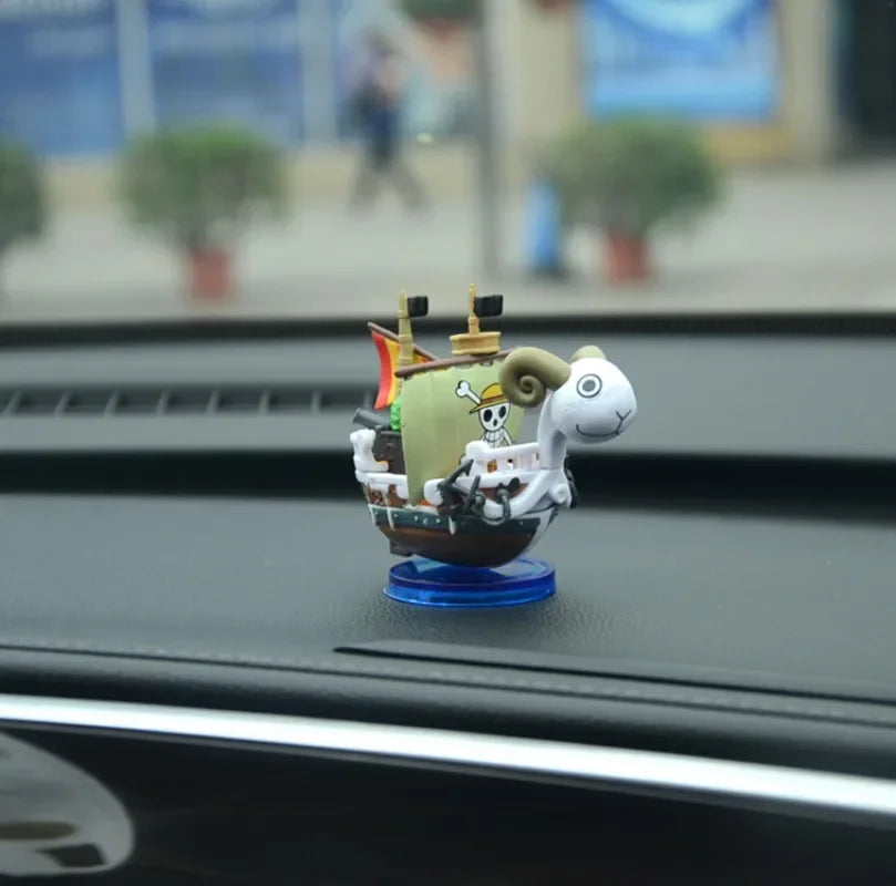 7cm One Piece Anime Ship Figure — Mini Luffy & Thousand Sunny Going Merry Assembled Model Toy