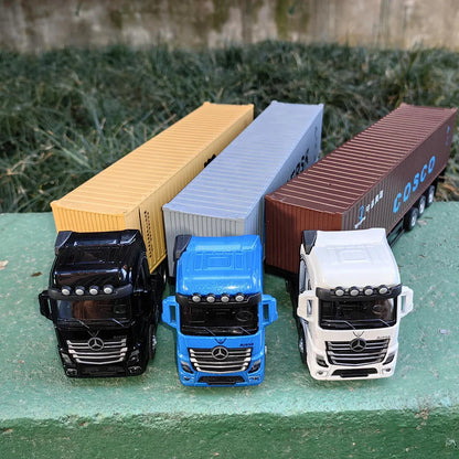 1:50 Large Diecast Alloy Truck Model – Pull-Back Container Toy with Sound & Light for Boys’ Gifts