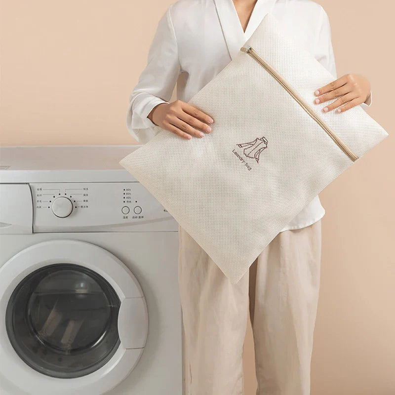 7Pcs Fine Mesh Laundry Bag Set – Embroidery Print Washing Pouches for Clothes, Household Washing Machine Bags