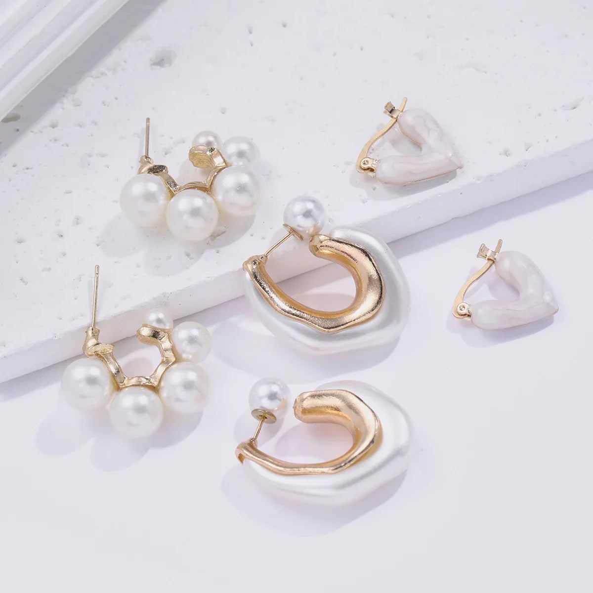 3-Piece Pearl Heart Hoop Earrings Set — Vintage Elegant Trendy Earrings for Women, Perfect Jewelry Gift