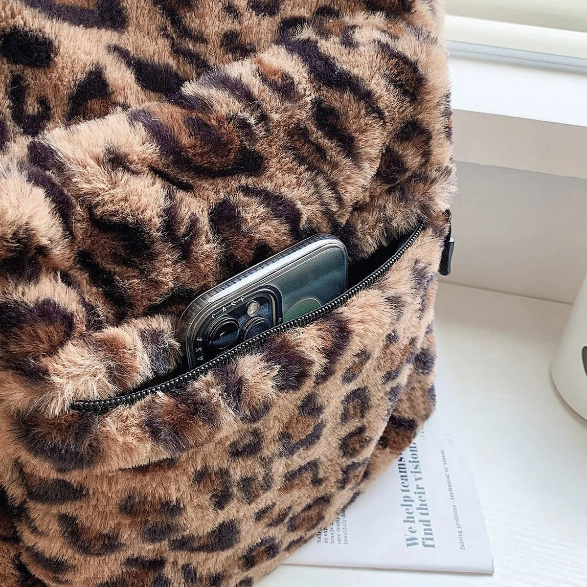 Women's Leopard Plush Backpack - Large Capacity Multi-Pocket Commuter Bag