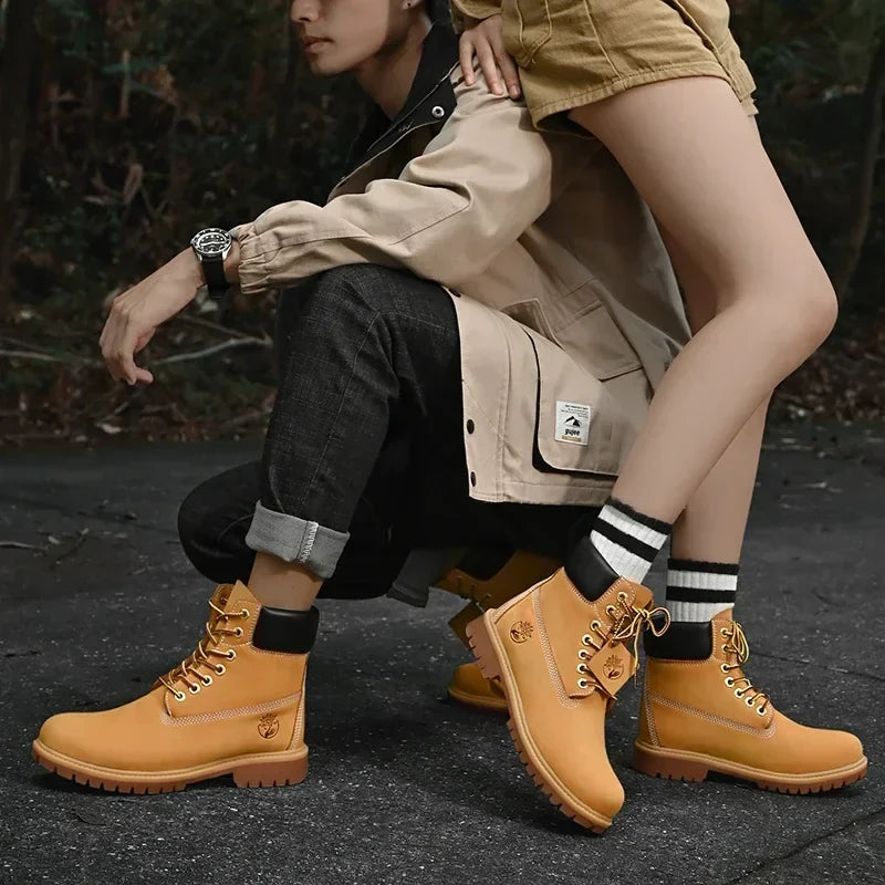 High Top Leather Boots for Men & Women – Fashion Lace-Up Outdoor Sneakers, Non-Slip Casual Ankle Shoes for Couples