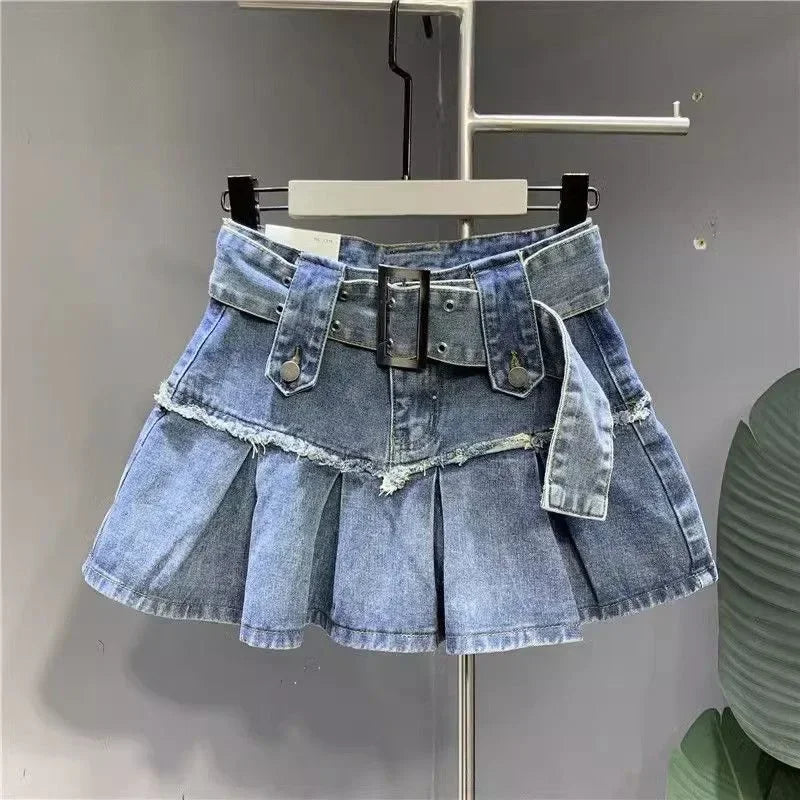 Gothic High-Waisted Y2K Denim Mini Skirt – Retro Patchwork Pleated Skirt with Letter Embroidery for Women