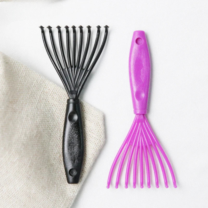 Professional Hair Salon Comb & Brush Cleaner – Aluminum Comb with Plastic Handle for Hair Removal