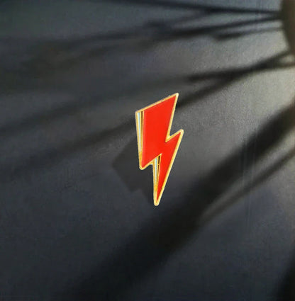 Glam Rock Enamel Pins – Bowie & Aladdin Lightning Style Badge for Men & Women, Rock Music Fan Gift