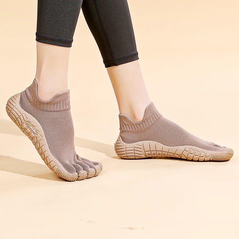 GallonShark Five Finger Shoes — Split Toe Soft-Soled Fitness Shoes for Men & Women, Pilates Yoga Sandals