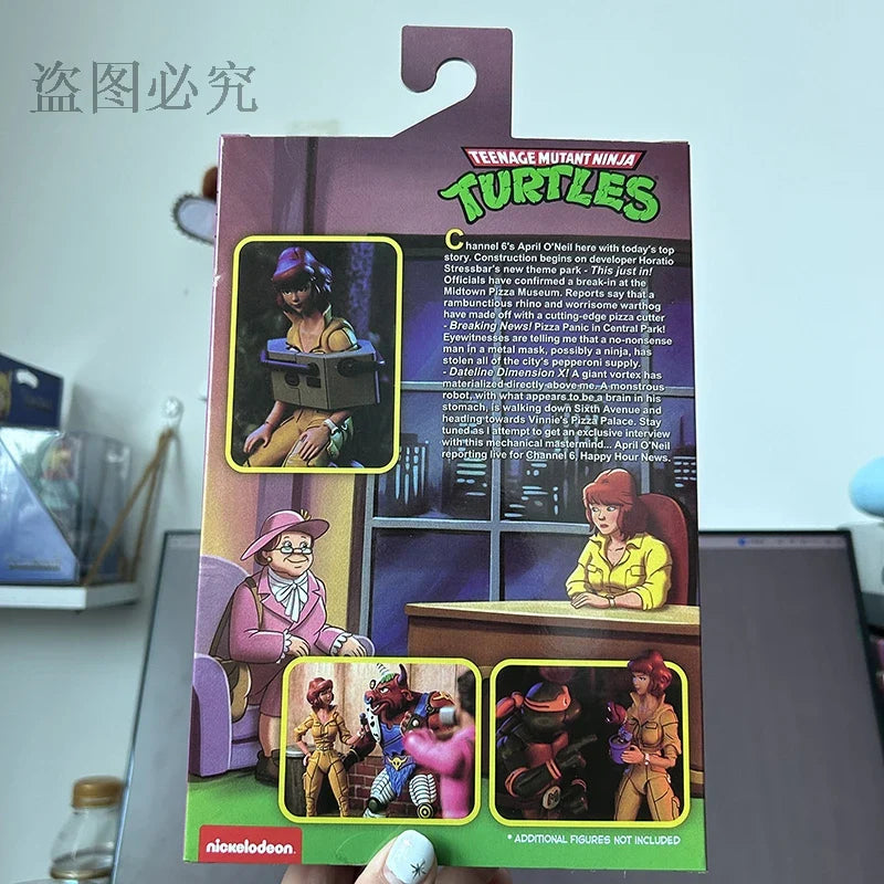 NECA Version 2.0 Female Reporter Action Figure — Yellow Clothes Collectible GK Statue Model Toy, Christmas Gift