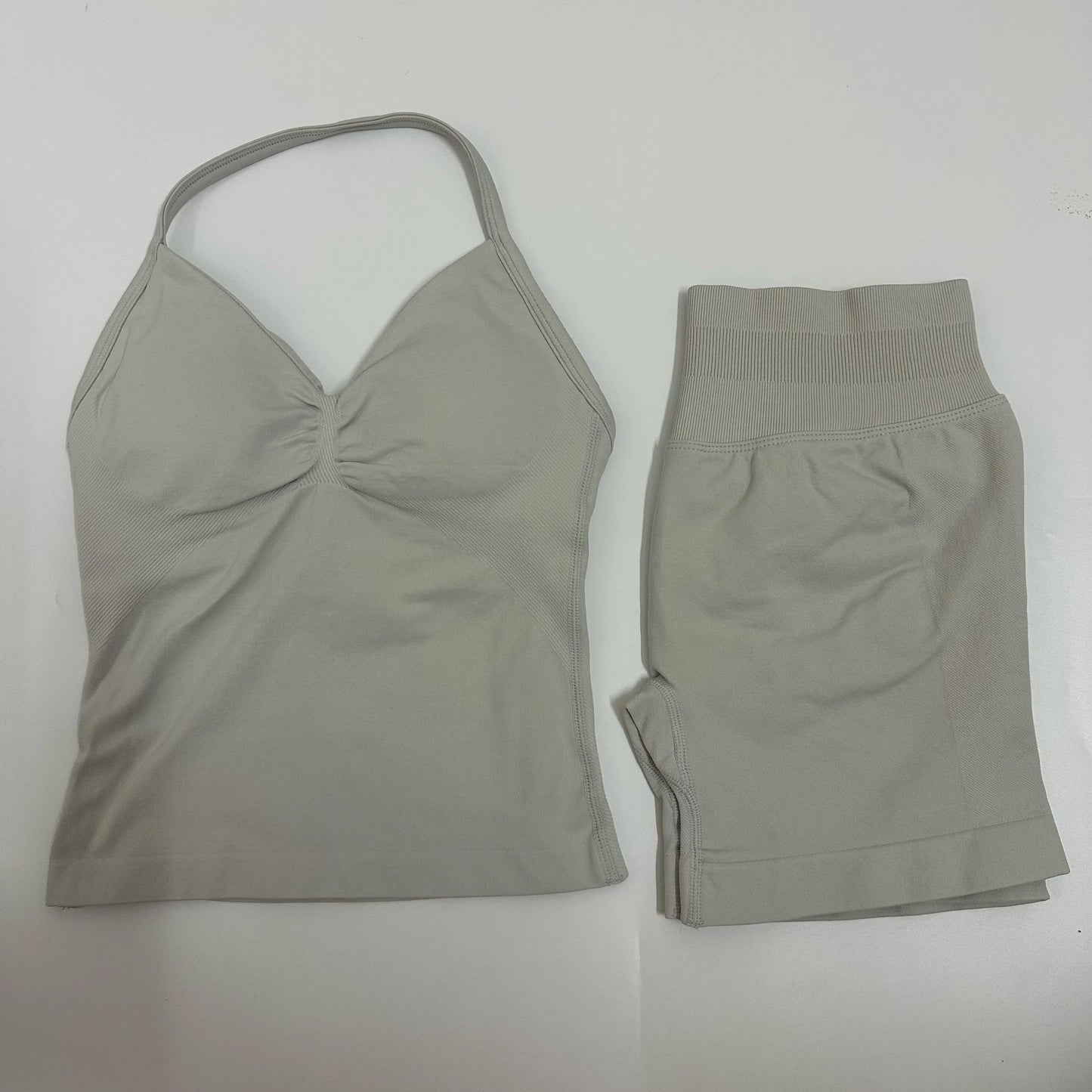 2-Piece Women’s Yoga Set – Seamless Longline Strappy Tank Top & Scrunch Sports Shorts, Summer Workout Gym Outfit