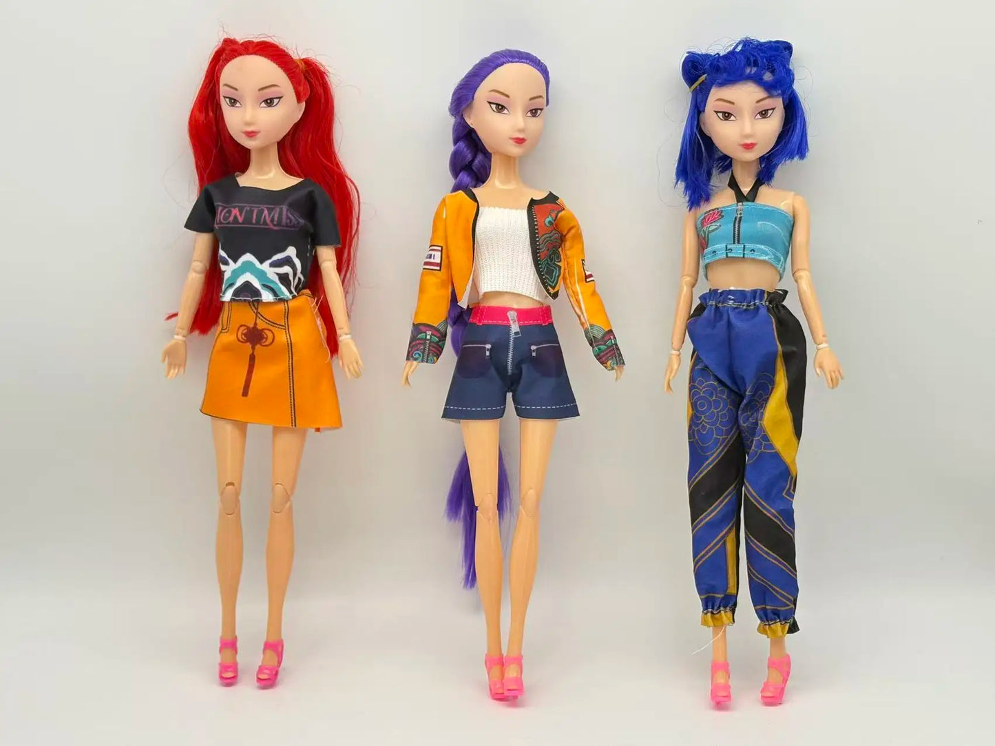 2026 Princess Figurine Doll with Long Hair - Articulated Girls’ Toy with Interchangeable Clothes