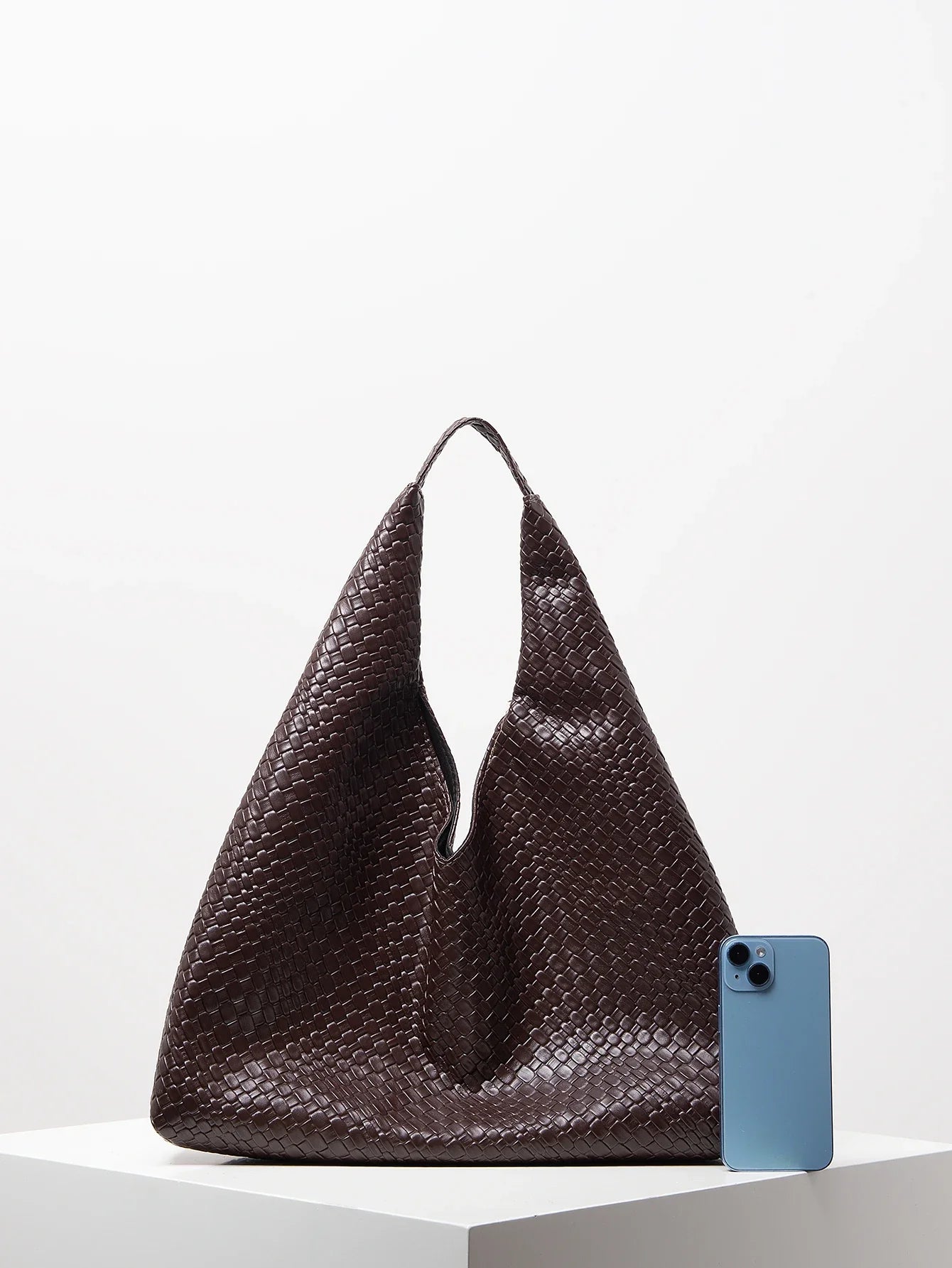 Women's Retro Artificial Leather Woven Shoulder Bag – Large Capacity Tote, Casual Armpit Bag, Daily Work & Shopping Bag (Random Pattern)