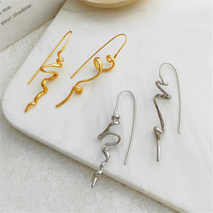 Abstract 3D Design Earrings – Cool & Handsome Fashion Women’s Retro Exquisite Ear Hanging Jewelry Accessories