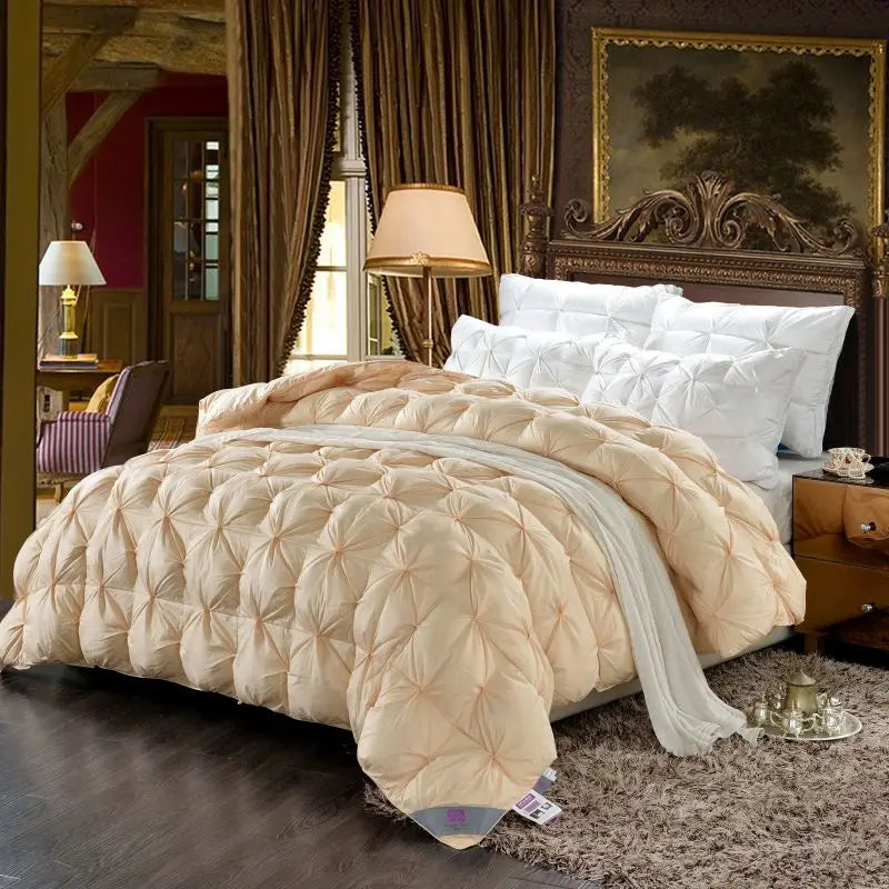 Premium White Goose Down Comforter – Winter Warm Feather Duvet, Lightweight & Cozy, Queen/King Size, Pinch Pleated 3D Design