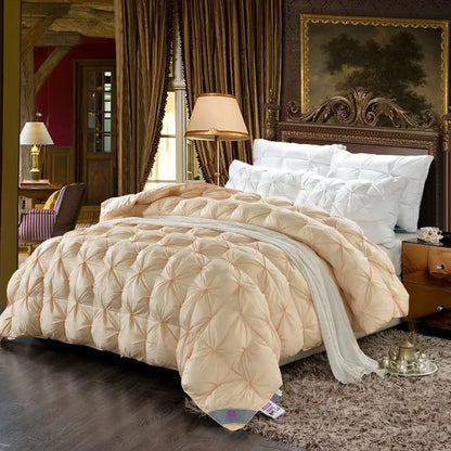 Premium White Goose Down Comforter – Winter Warm Feather Duvet, Lightweight & Cozy, Queen/King Size, Pinch Pleated 3D Design