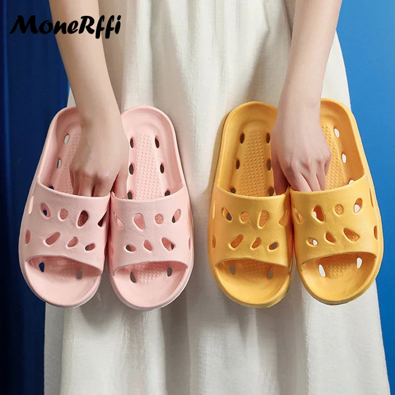 Summer Cloud Slippers – Women’s and Men’s Flip Flops – Beach Sandals, Bathroom Non-Slip Slides – Indoor House Shoes for Men and Women
