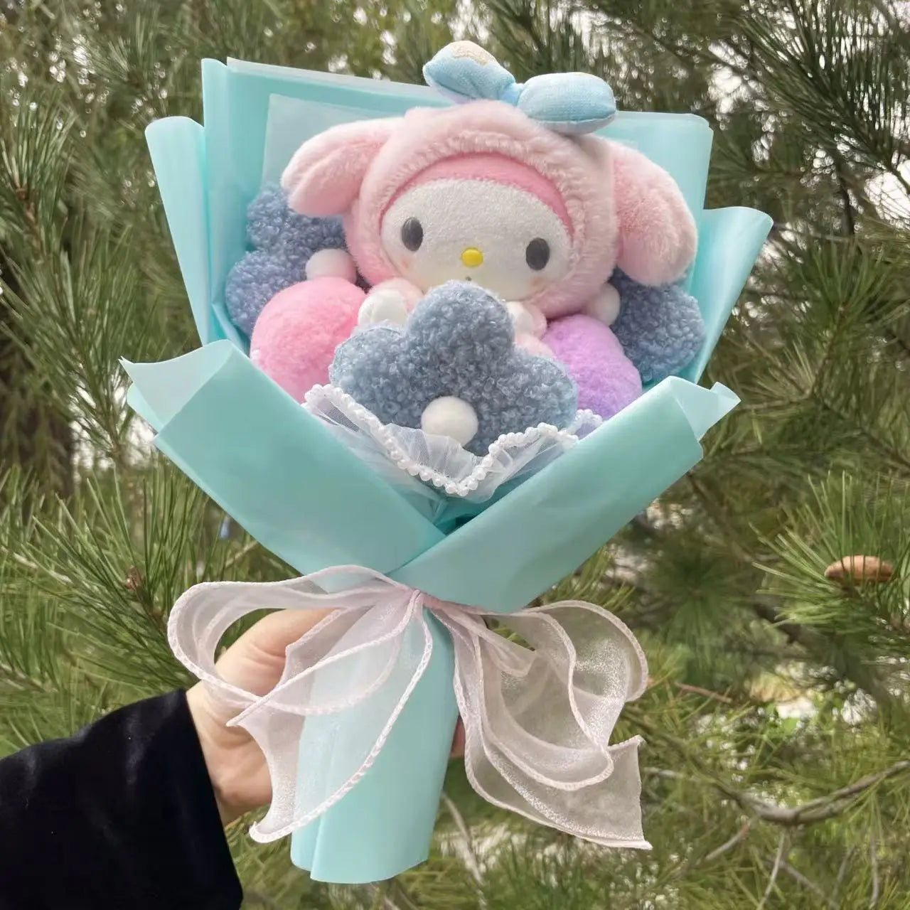 Sanrio Plush Bouquet — My Melody, Kuromi, Cinnamoroll & Hello Kitty Handmade Gift