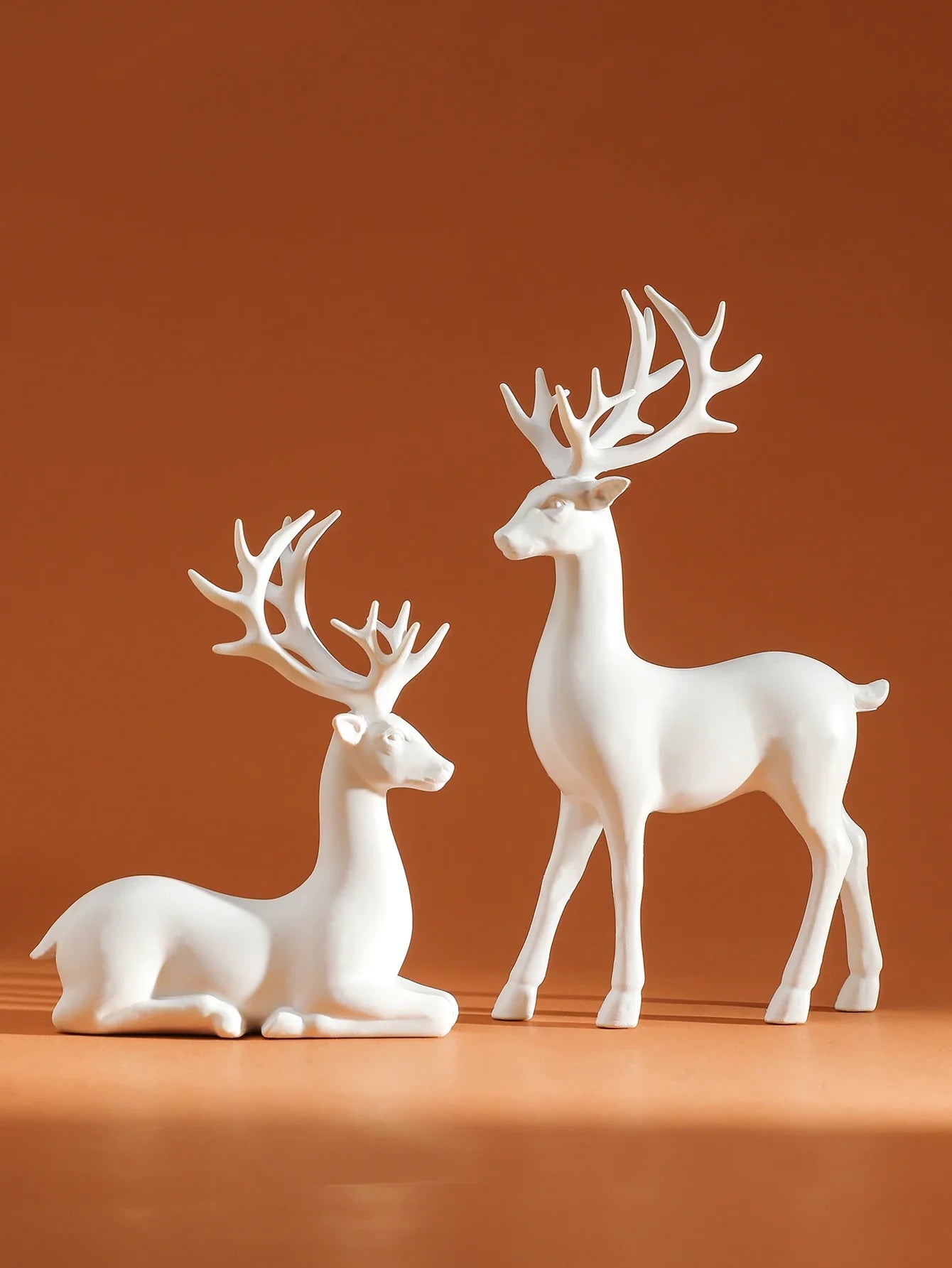 2-Piece Reindeer Christmas Table Decor – Small Rustic Indoor Xmas Holiday Statues for Home