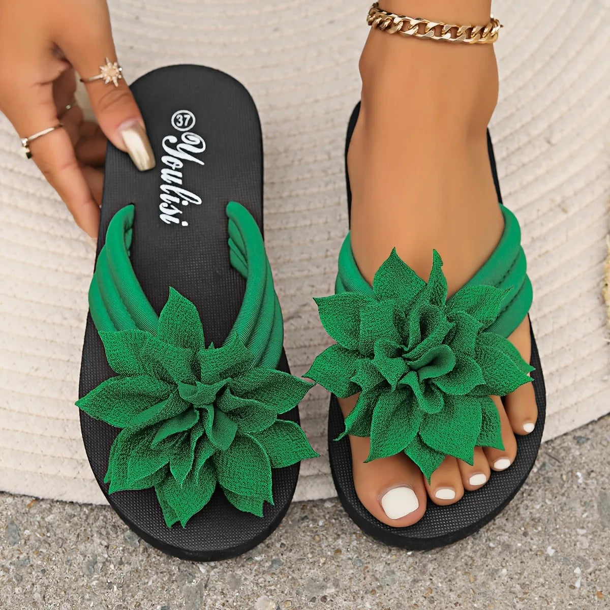 Women’s Floral Flip Flops – Slip-On Mid Heel Sandals, Fabric Upper & EVA Sole, Summer Casual Vacation Footwear