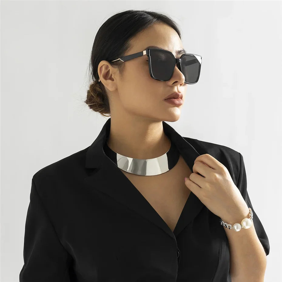 Exaggerated Chunky Metal Wire Choker Necklace – Gold Punk Collar, Wide Smooth Chain, Steampunk Jewelry for Women