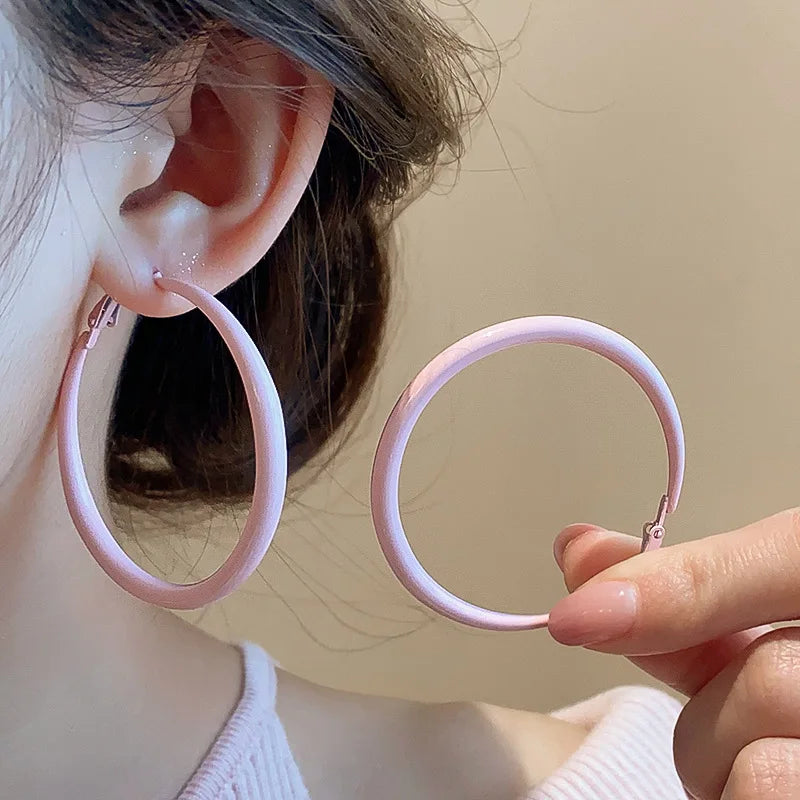 Women’s Dopamine Candy Hoop Earrings – Large Round Hollow Solid Color Ear Buckles, Versatile Fashion Jewelry