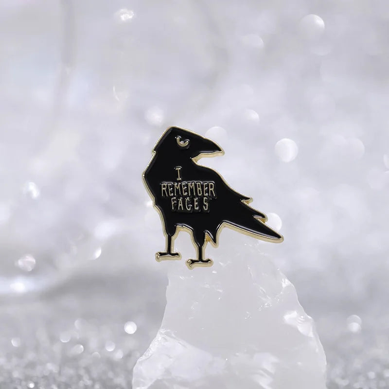 I Remember Faces Black Crow Enamel Pin – Animal Bird Metal Lapel Brooch for Backpacks & Jewelry Accessories
